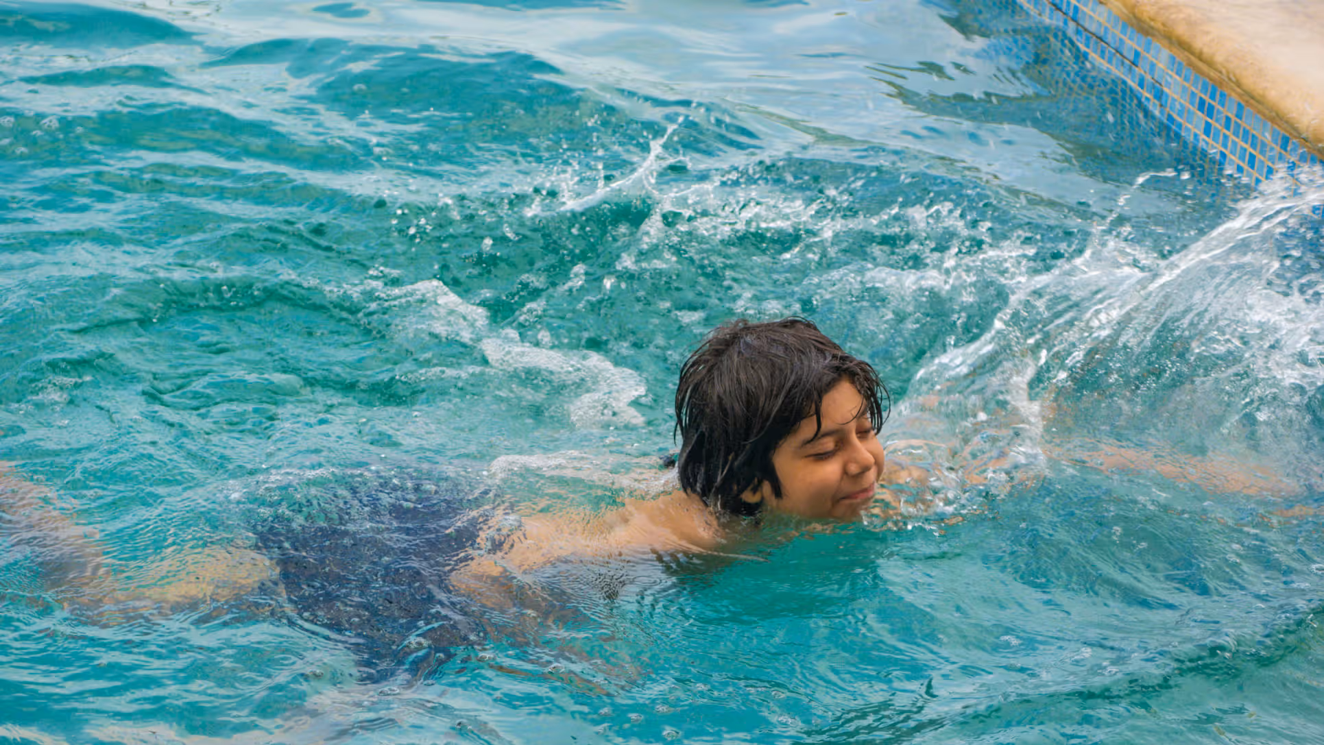 Cara Mengajari Anak Berenang di Rumah: Langkah Demi Langkah